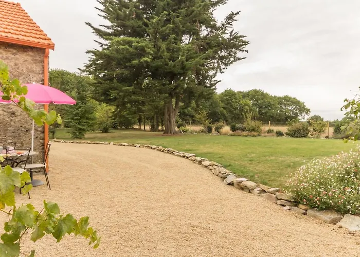 Paisible à La Campagne Près De Pornic, Jardin Commun, Wifi, Idéal Pour Détente Et Loisirs - Fr-1-306-1069 *